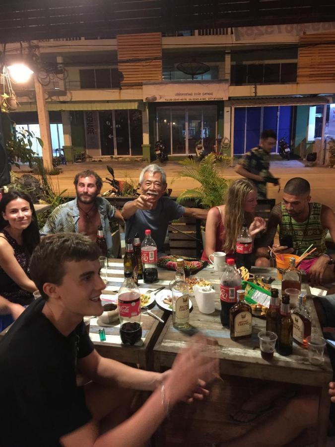 Phangan Barsay Hostel Thong Sala Eksteriør billede
