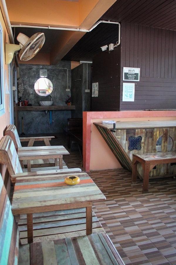 Phangan Barsay Hostel Thong Sala Eksteriør billede